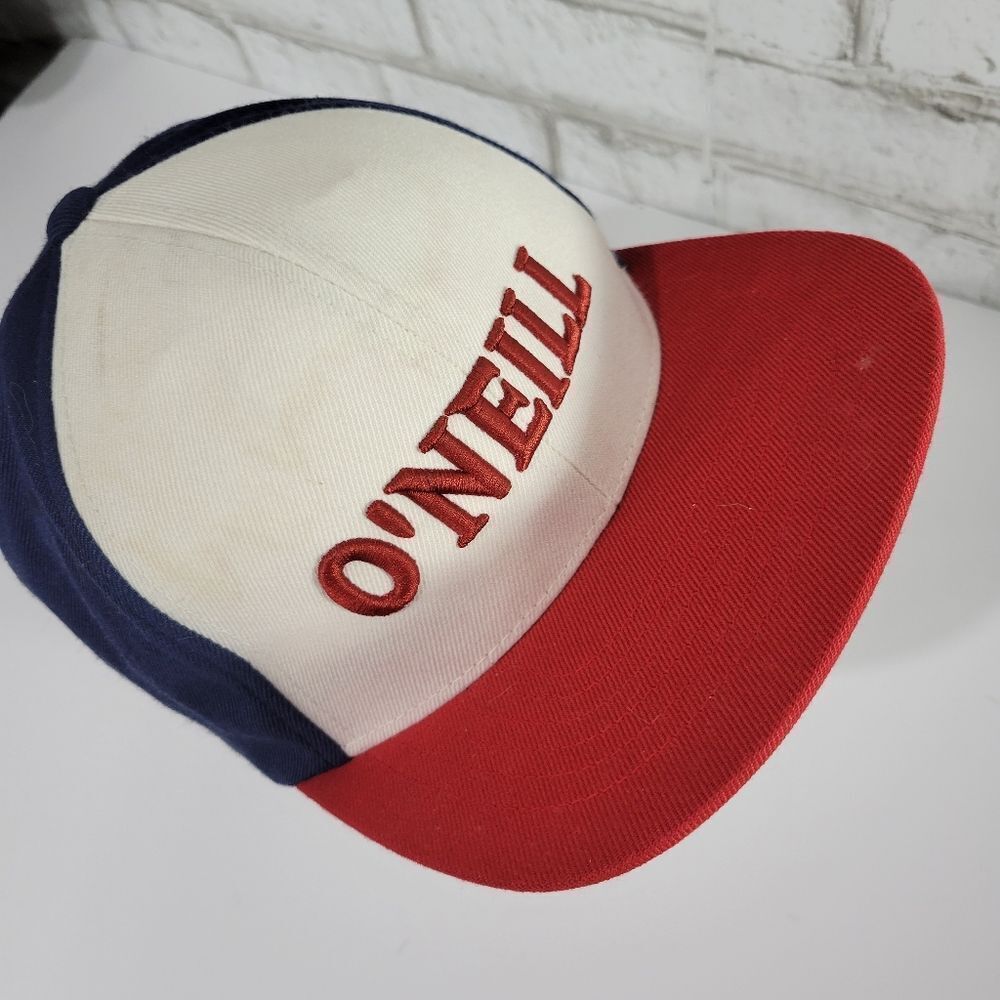 O'Neill red white and blue hat - Picture 6 of 10
